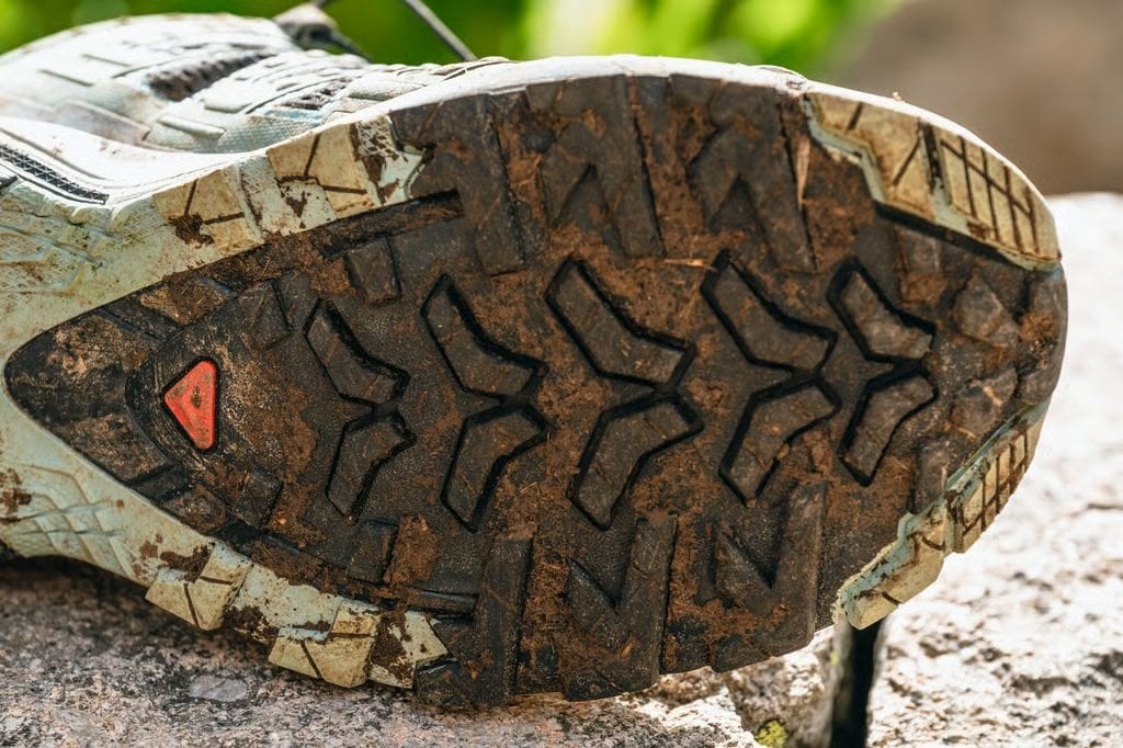 Salomon XA Pro 3D V9 Karşılaştırma 2